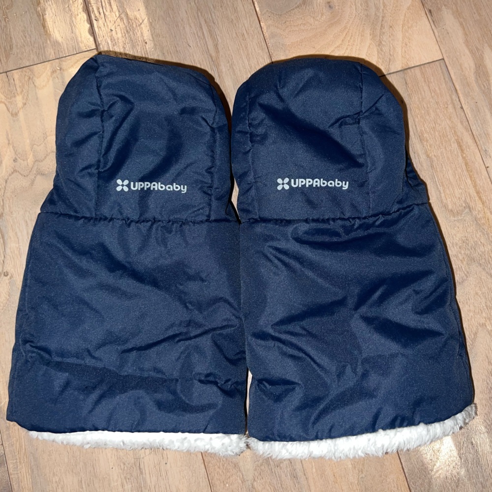 UPPAbaby Cozy Muffs